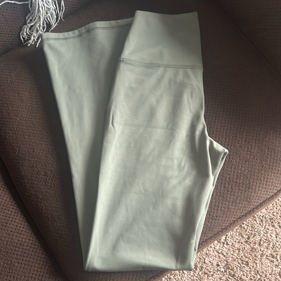 Yogalicious Lux Willow Crossover Flare Leggings - Picture 4 of 8